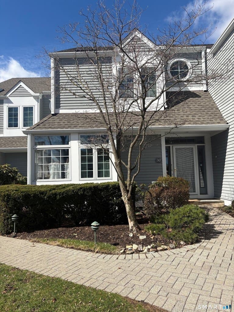 30 Hale Ln Unit 30, Darien