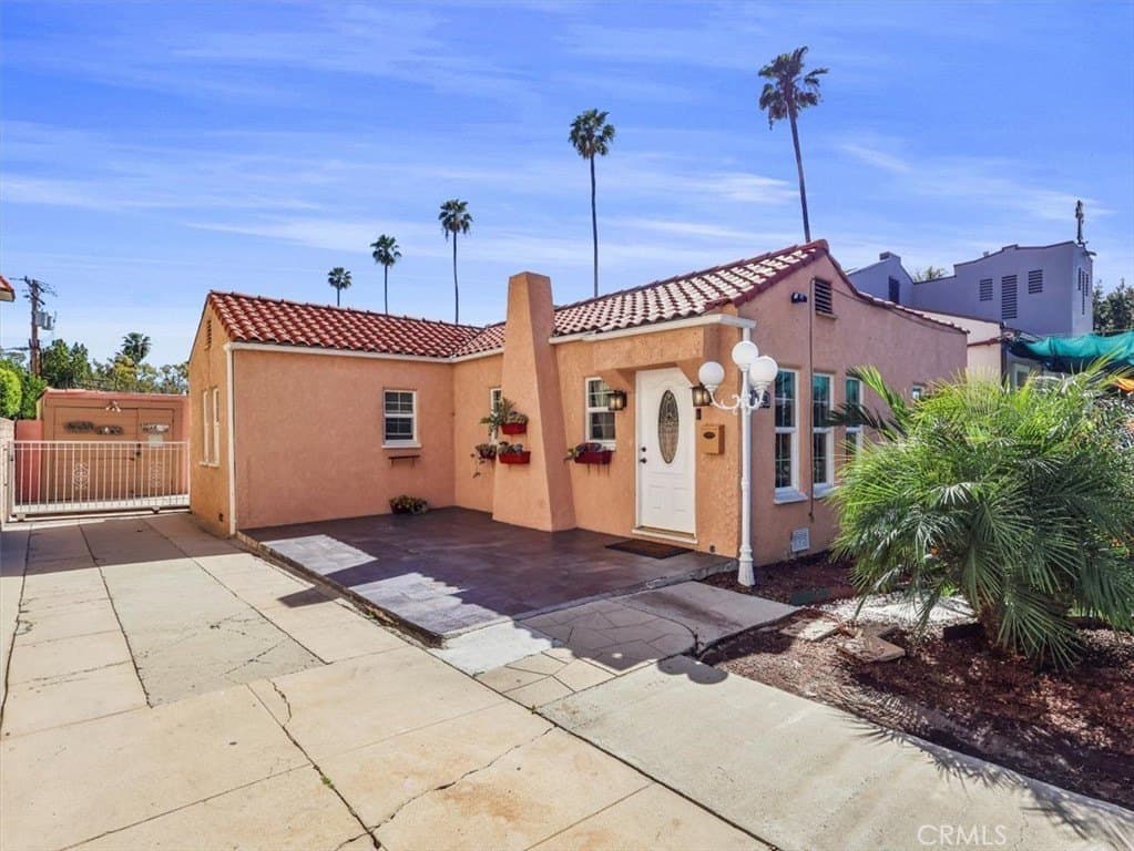 1148 Justin Ave, Glendale