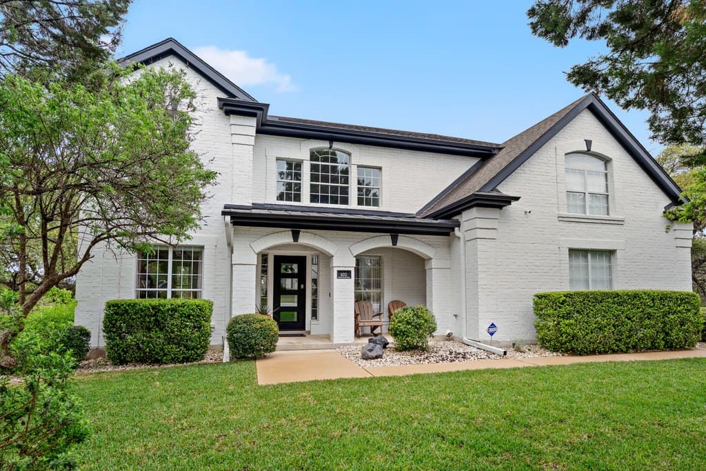 102 Hurst Creek Rd, Lakeway