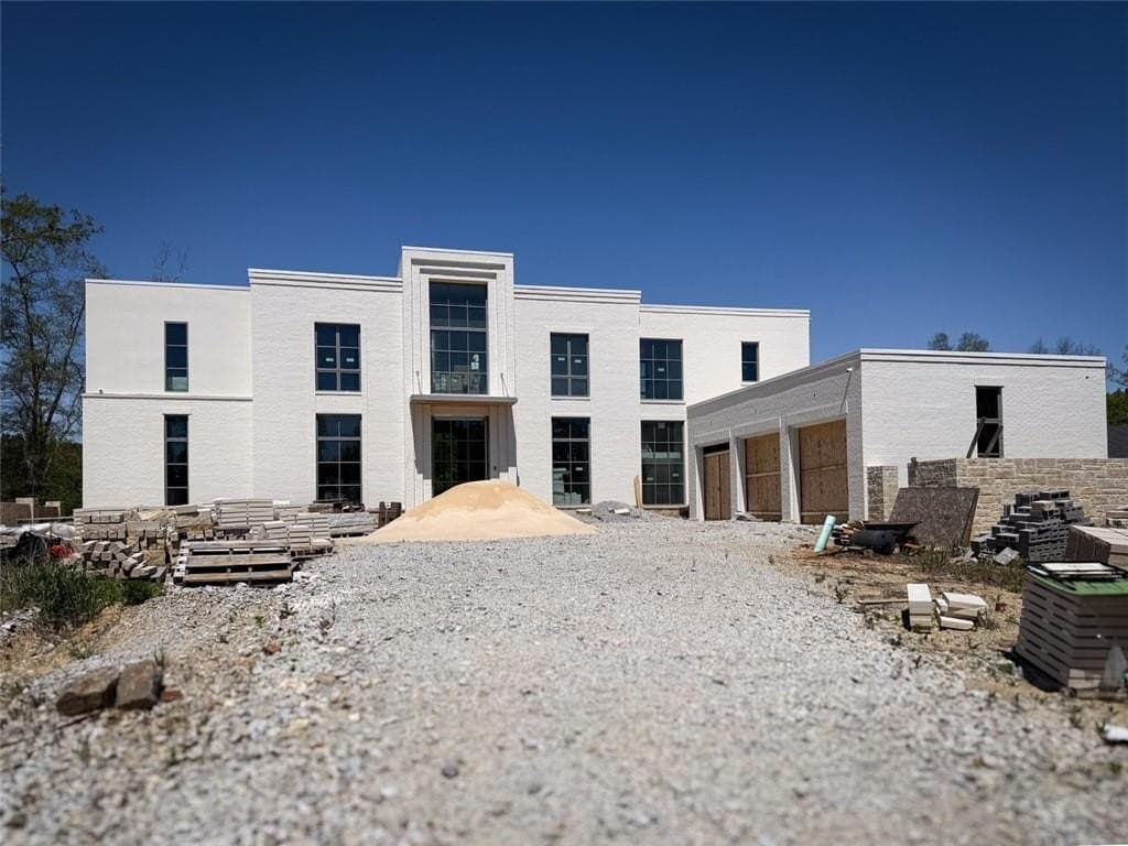 4388 Brookview Dr SE, Atlanta