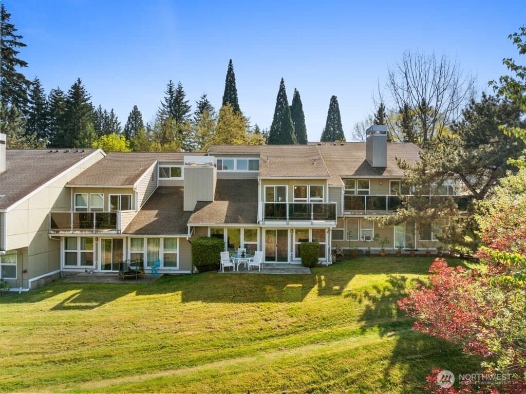 15662 NE 70th Ct, Redmond