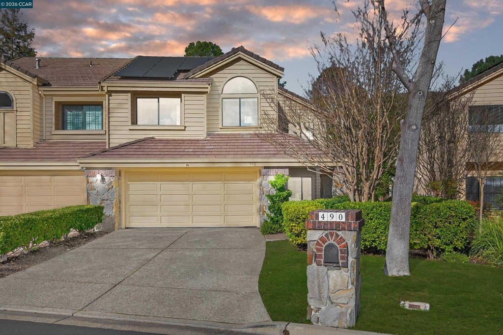 490 Eagle Valley Way, Danville