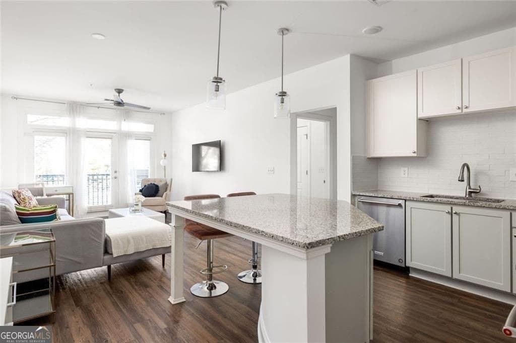 840 United Ave SE Unit 214