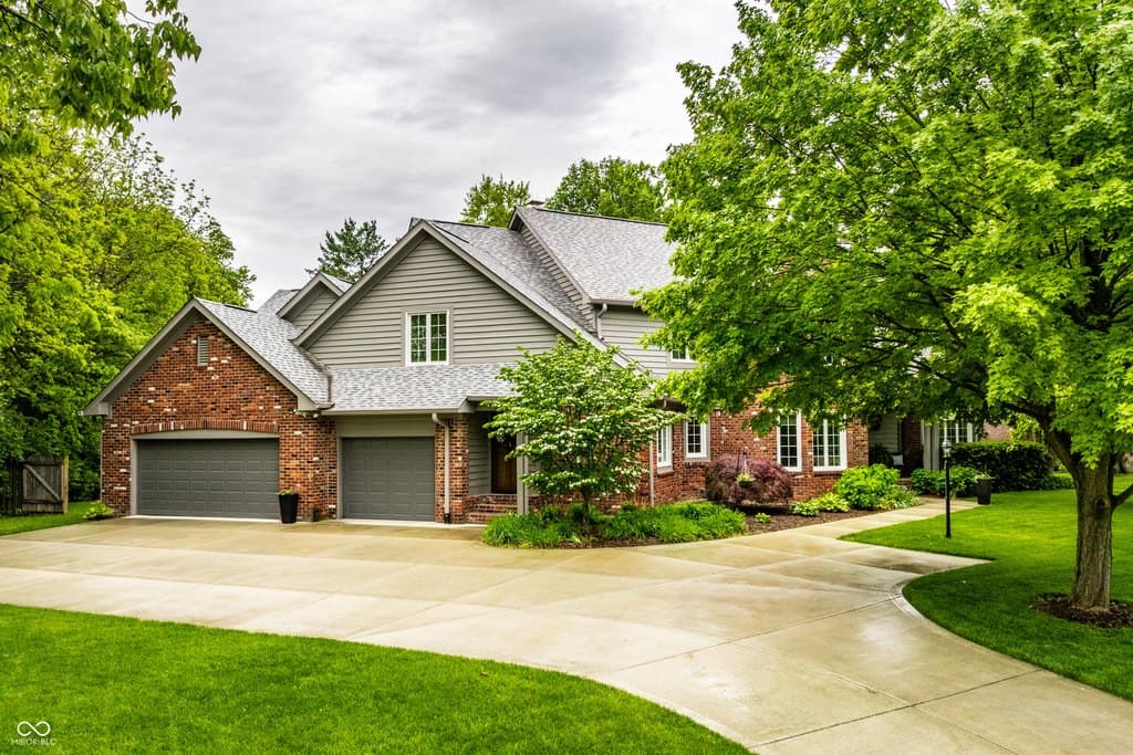 665 Nottingham Ct, Carmel