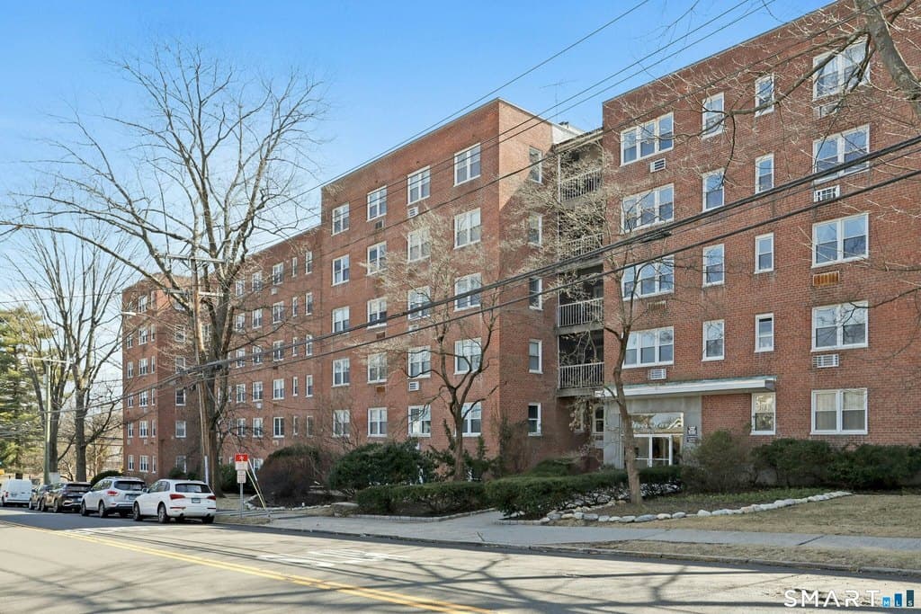 54 W North St Apt 410, Stamford