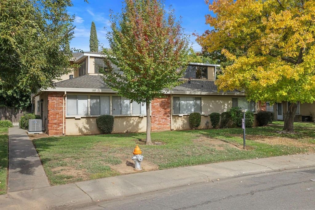 3113 Occidental Dr Apt 4, Sacramento