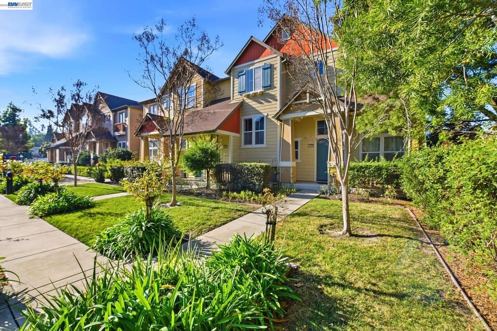 43220 Giovanni Ter, Fremont