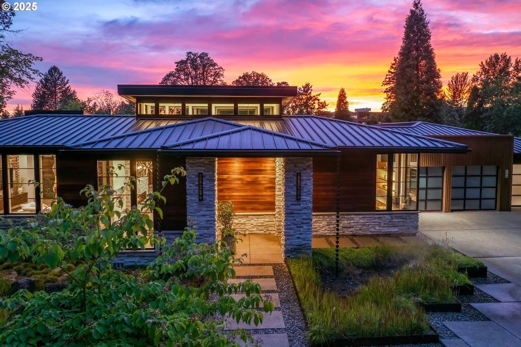 5185 Carman Dr, Lake Oswego