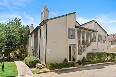 1112 Bering Dr Unit 67