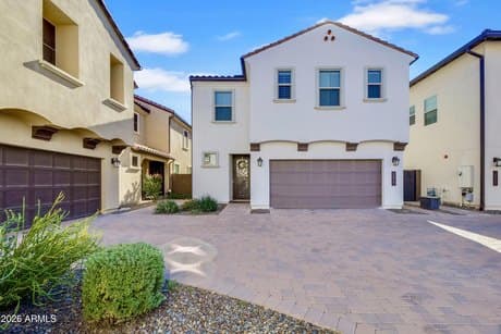 2379 W Whisper Rock Trl