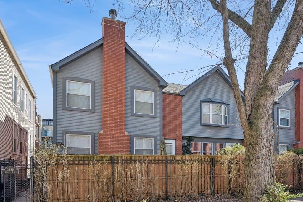 3239 N Kenmore Ave Apt 5