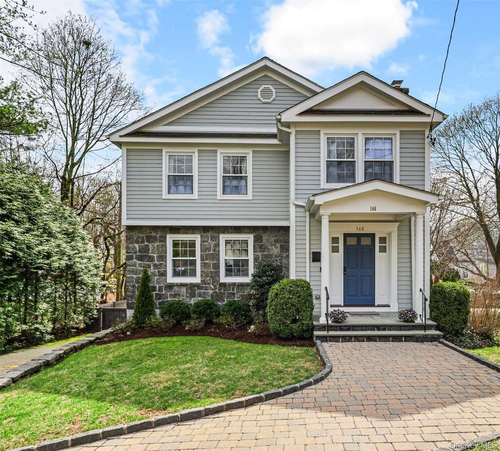 146 Grand Blvd, Scarsdale