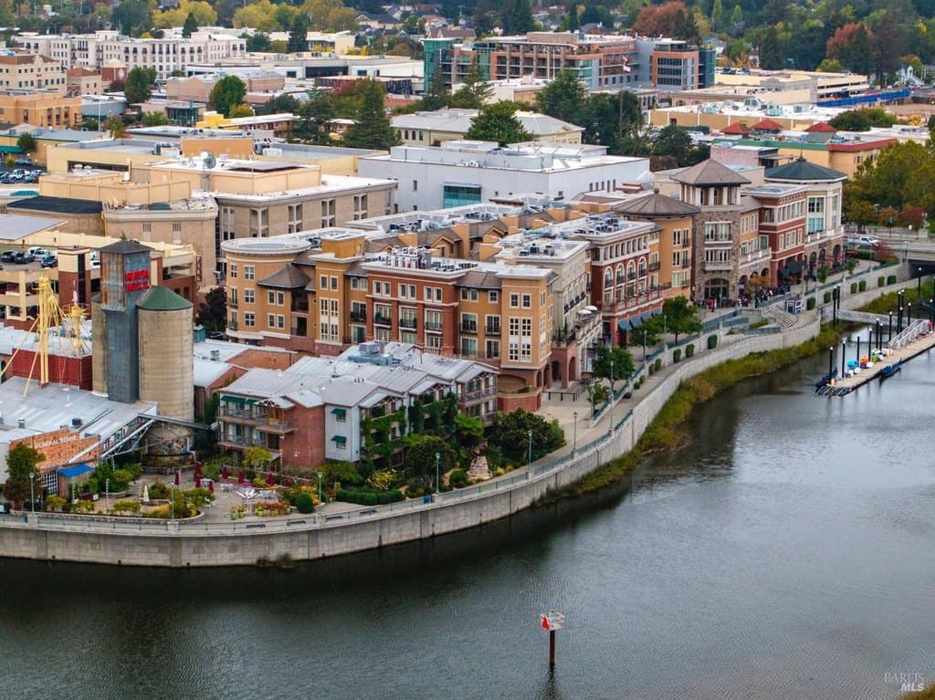 588 Main St Unit 204, Napa