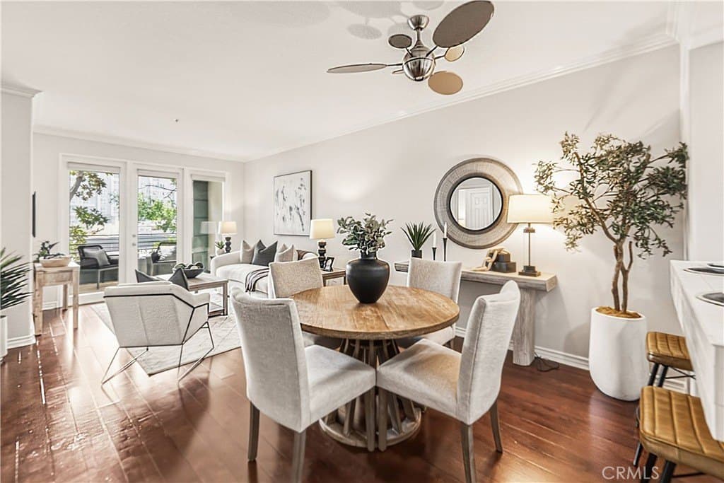 2233 Martin Apt 115, Irvine