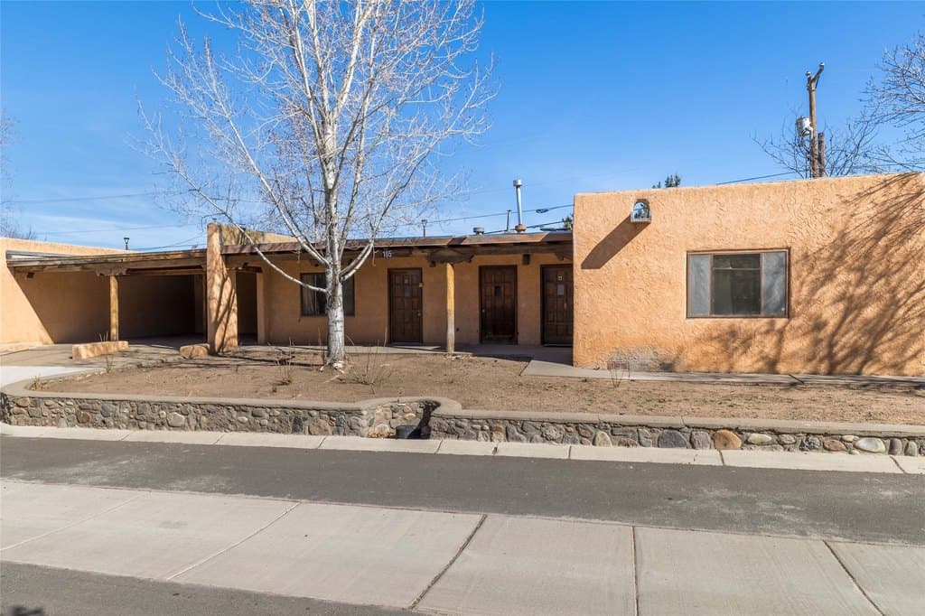 105 Camino Santiago Unit A, Santa Fe