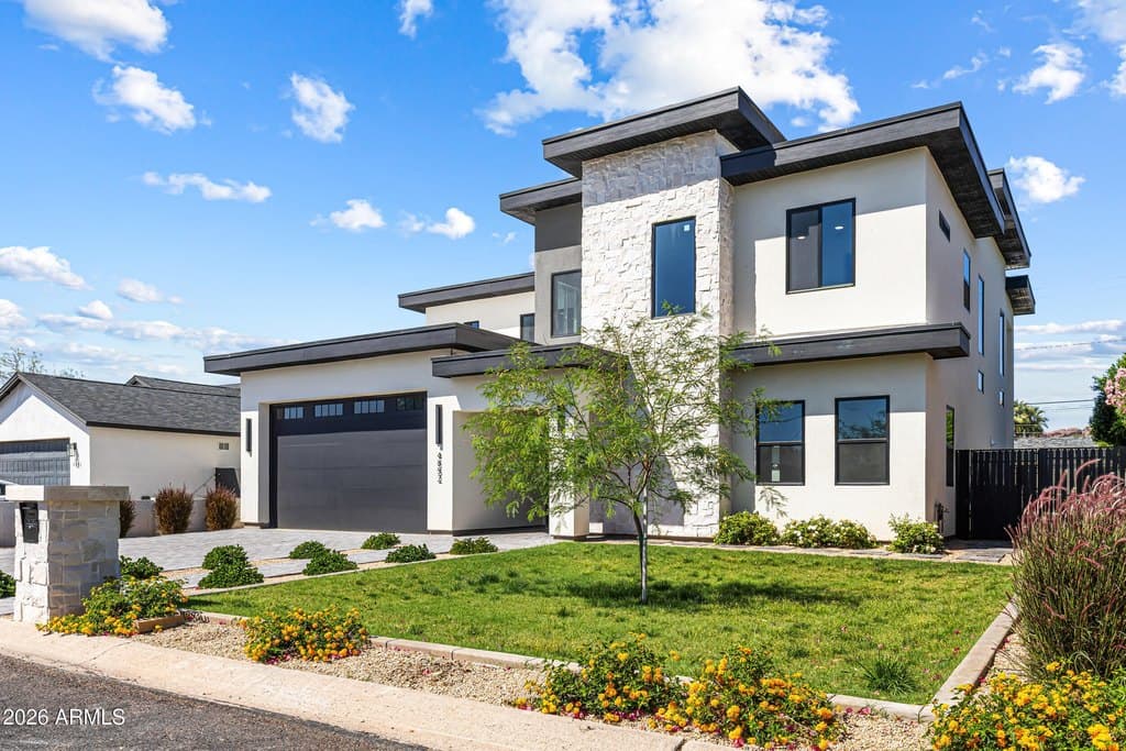 4852 E Piccadilly Rd