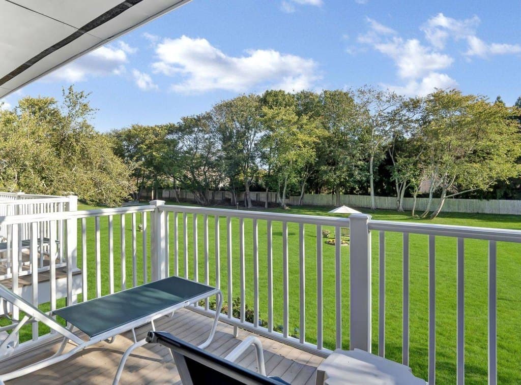 226 Pantigo Rd Unit 310, East Hampton