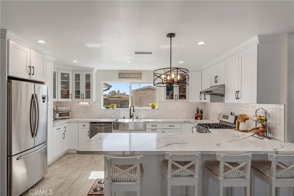 1532 W 221st St, Torrance