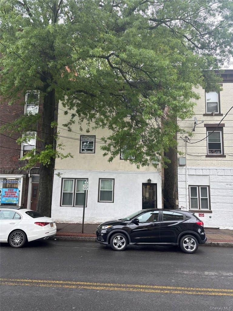 93 Ferris Ave, White Plains