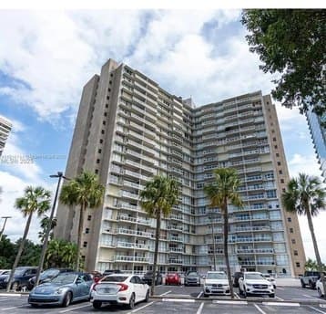 2451 Brickell Ave Apt 10M