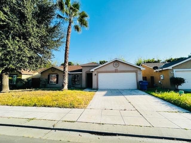 5260 E Wildflower Ln, Fresno