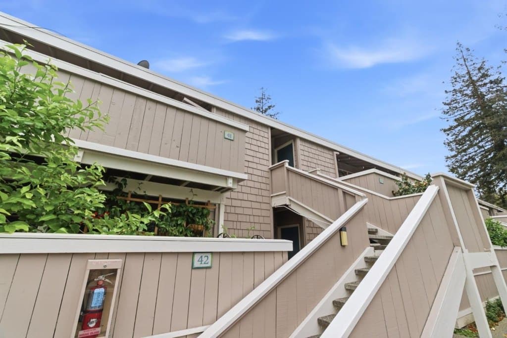 500 W Middlefield Rd Apt 41, Mountain View
