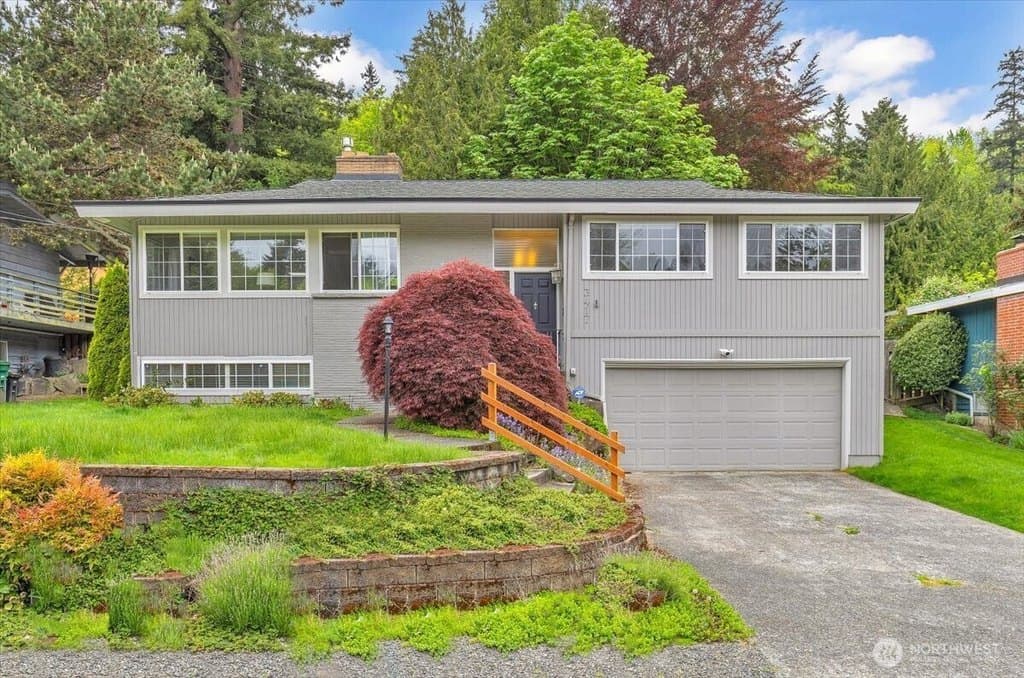 3417 77th Ave SE, Mercer Island