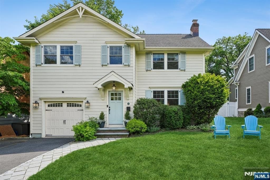 11 Mount Vernon Rd, Montclair