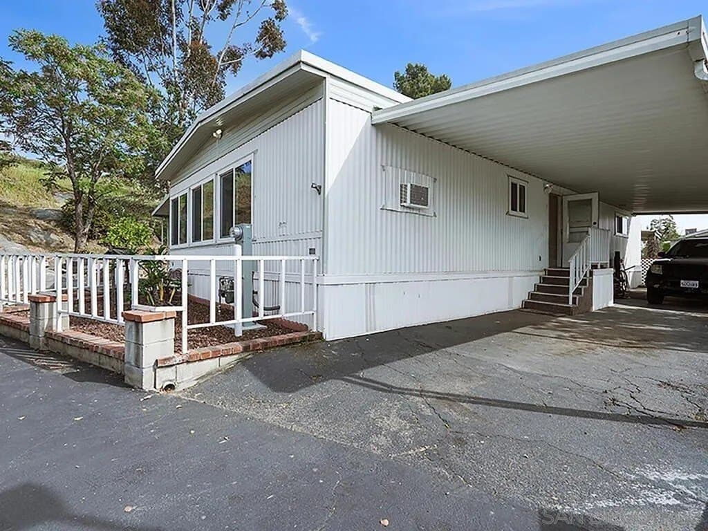 351 E Bradley Ave Spc 149, San Diego