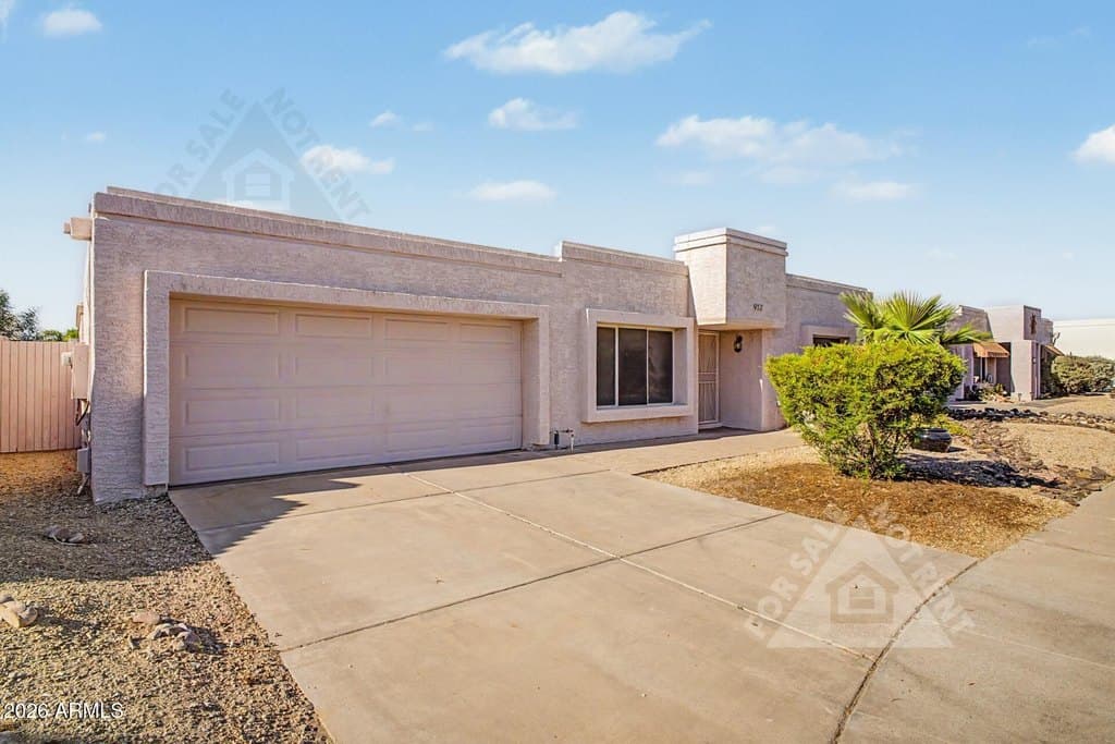 912 E Villa Rita Dr, Phoenix