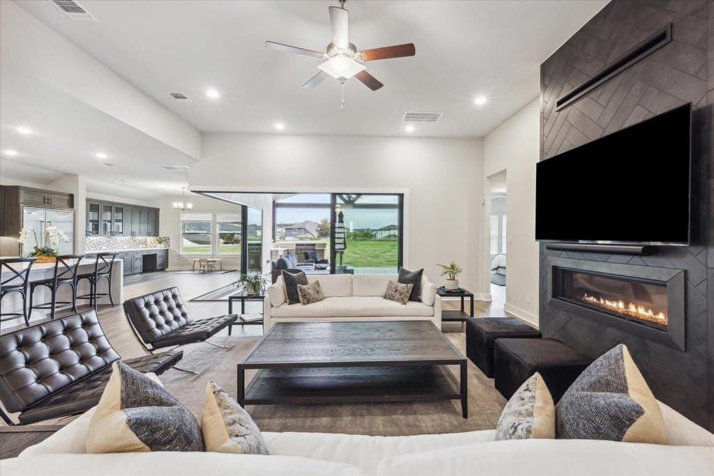 700 Echelon Pl, Austin