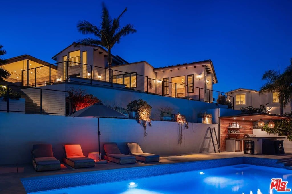 6271 Zuma Mesa Dr, Malibu