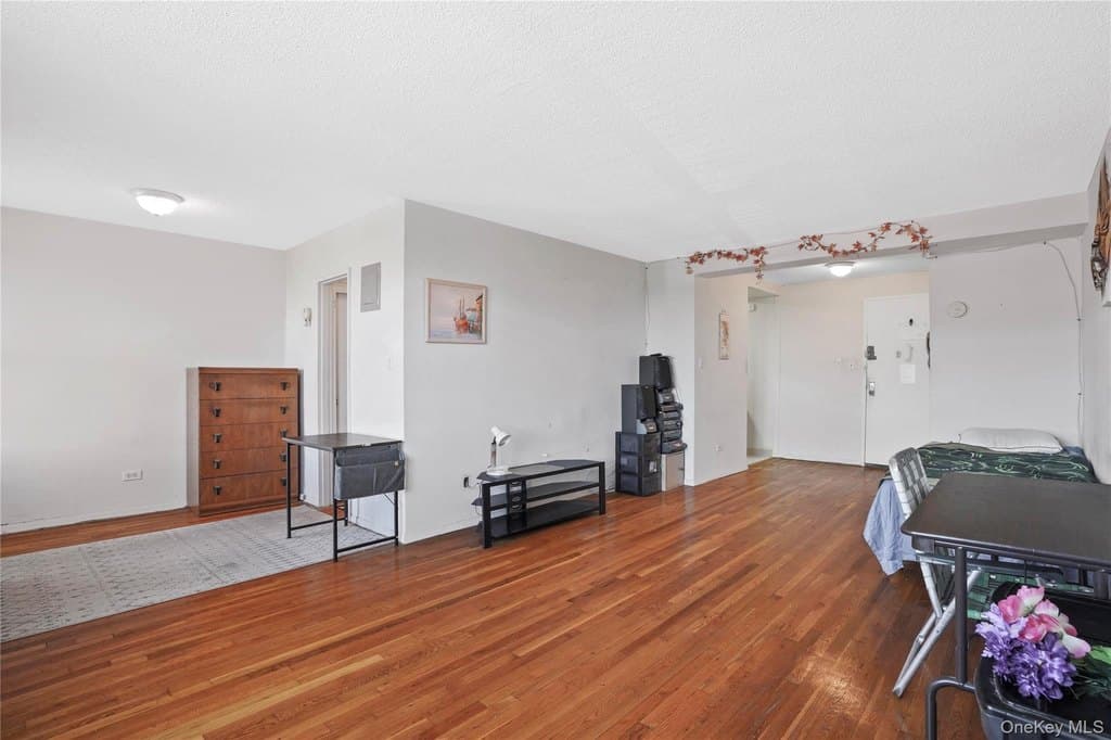 84-20 153rd Ave Unit 5H