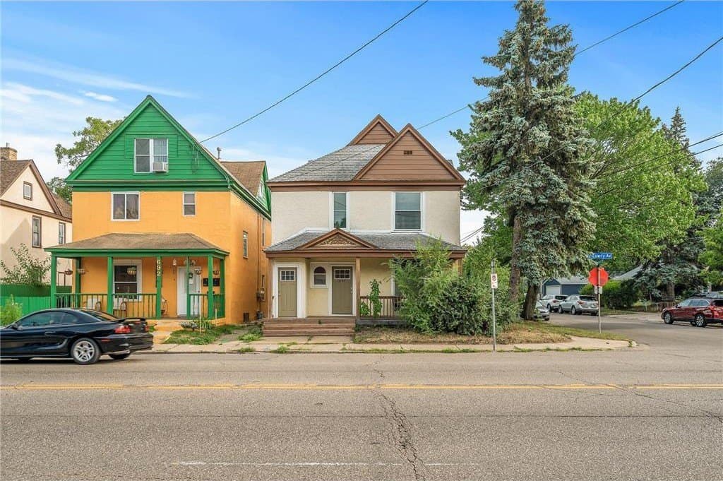 690 Lowry Ave NE, Minneapolis