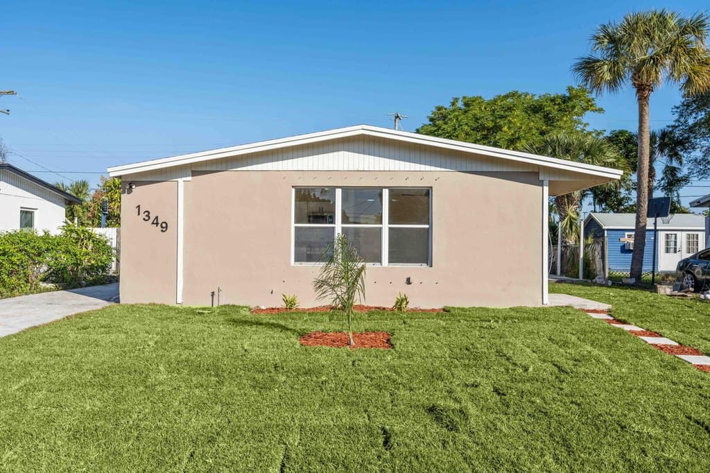 1349 9th St, West Palm Beach