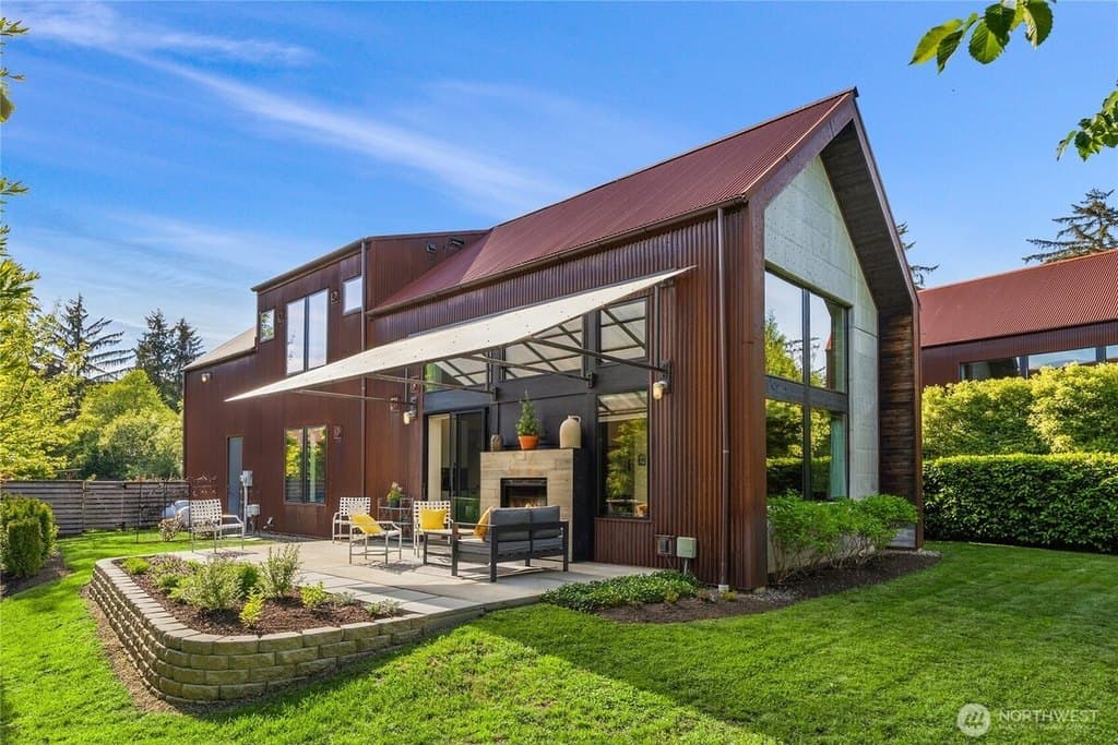 4670 Flying Goat Ave NE, Bainbridge Island
