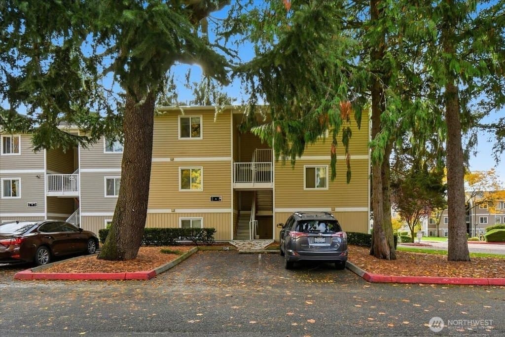 12515 NE 132nd Ct Apt A101, Kirkland