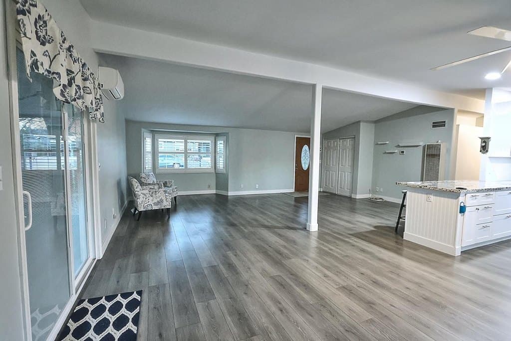 1014 Sunset Dr, Roseville