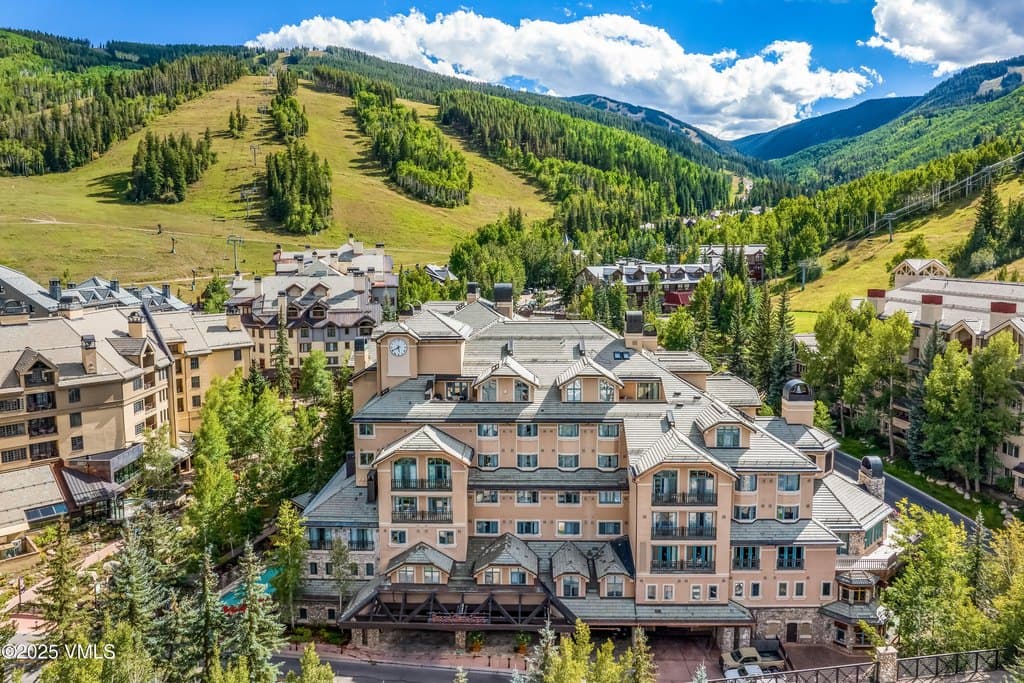 26 Avondale Ln Unit 104H, Beaver Creek