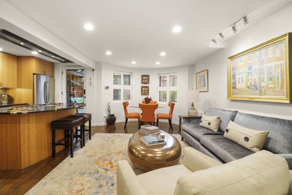 13 Claremont Park Unit 1