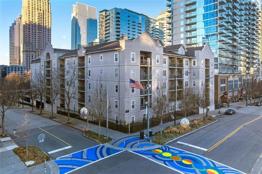 1075 Peachtree Walk NE Unit A506