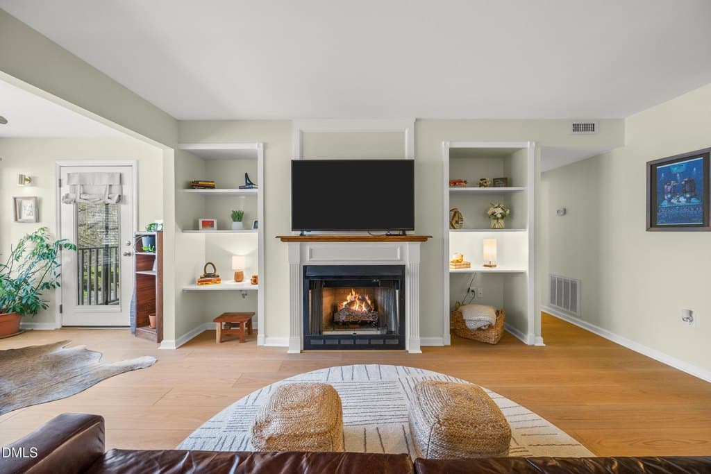 1312 Hillbrow Ln Apt 203, Raleigh