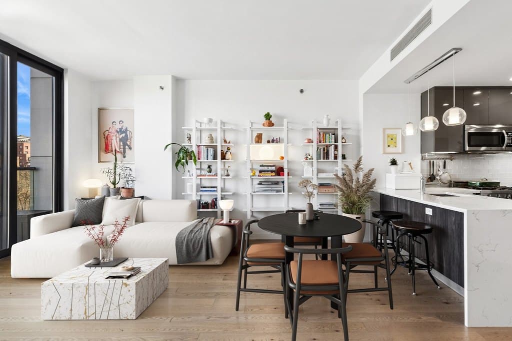 11-30 45th Rd Unit 5A, Queens