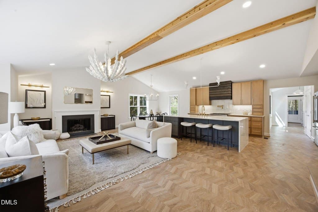 4005 Quail Hollow Dr, Raleigh