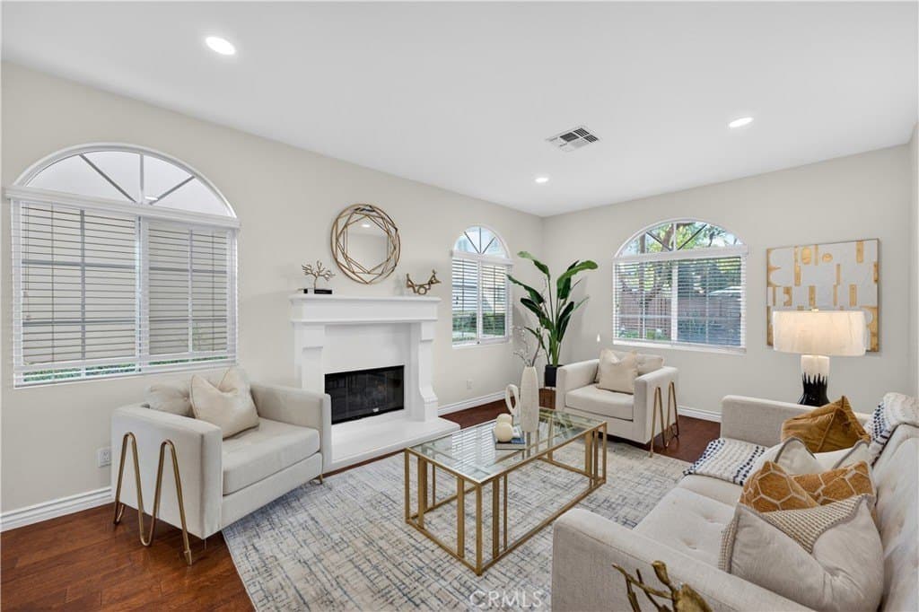 4279 W 190th St, Torrance