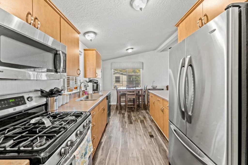 96 Monterey Ln, Folsom