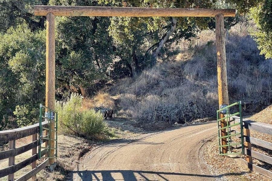 17114 Cachagua Rd, Carmel Valley