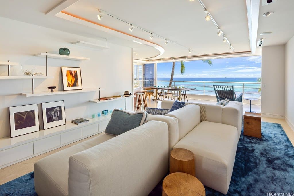 2979 Kalakaua Ave Apt 601, Honolulu