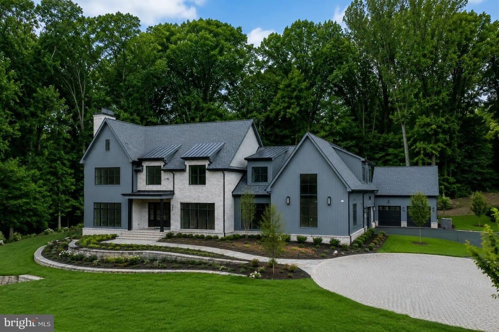 796 Falls Farm Ct, Washington