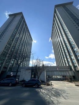 3600 N Lake Shore Dr Apt 1624